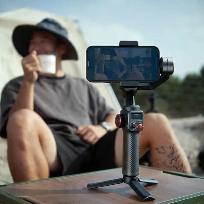 hohem iSteady M6 for vloggers, live-streamers, filmmakers