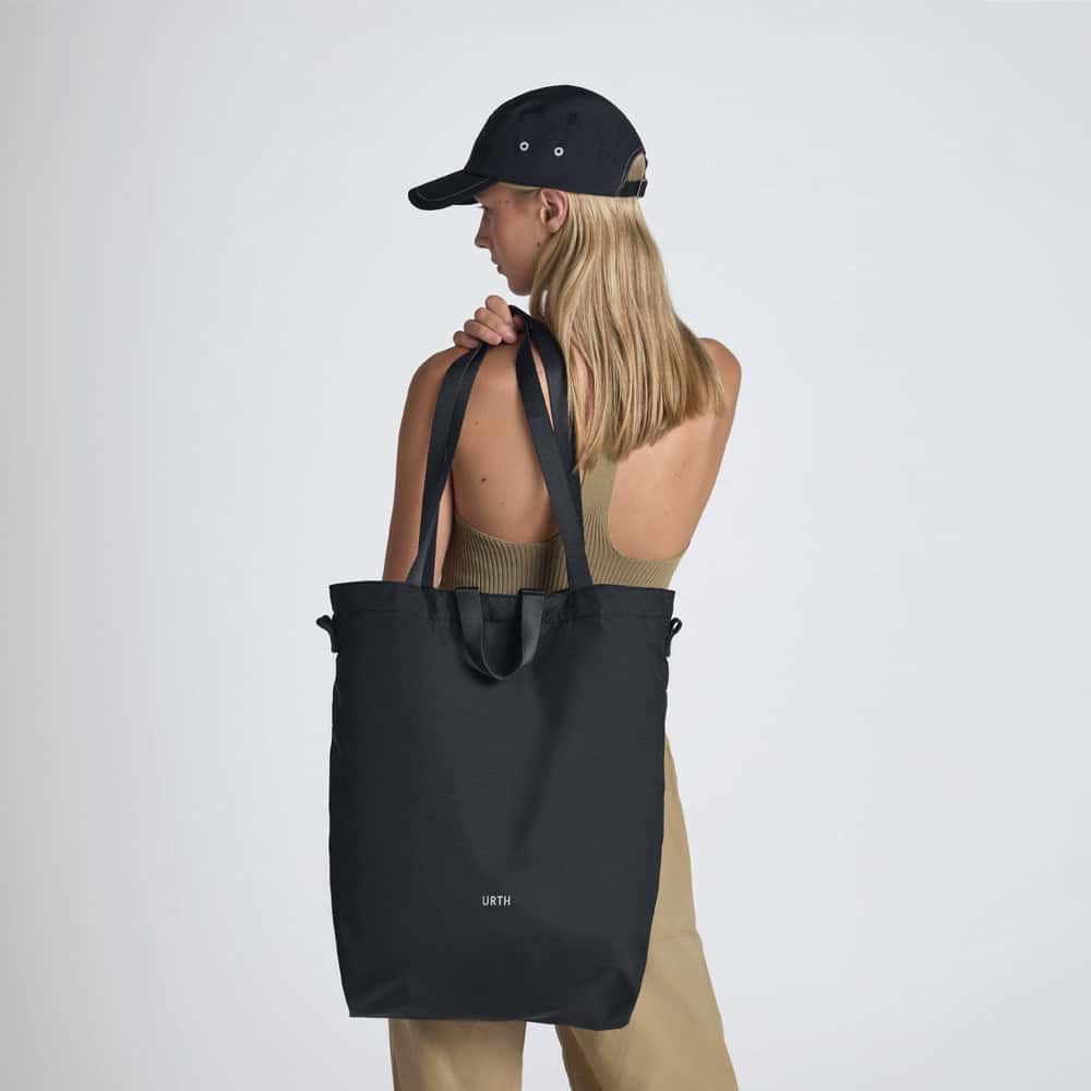 URTH Aerolite Tote 22 Liter